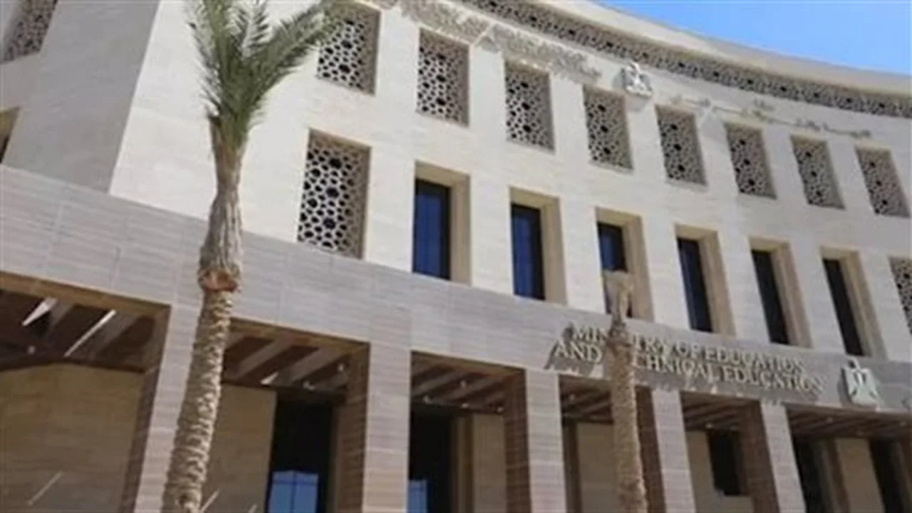 اختبارات جديدة.. تفاصيل اللغات والتخصصات للثانوية العامة 2026